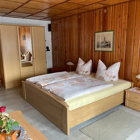 Weber Ferienhaus *